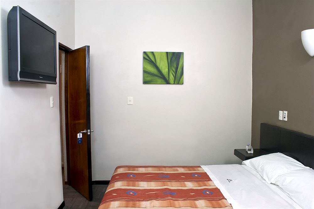 Ayenda La Selva Hotel Kota Meksiko Bagian luar foto