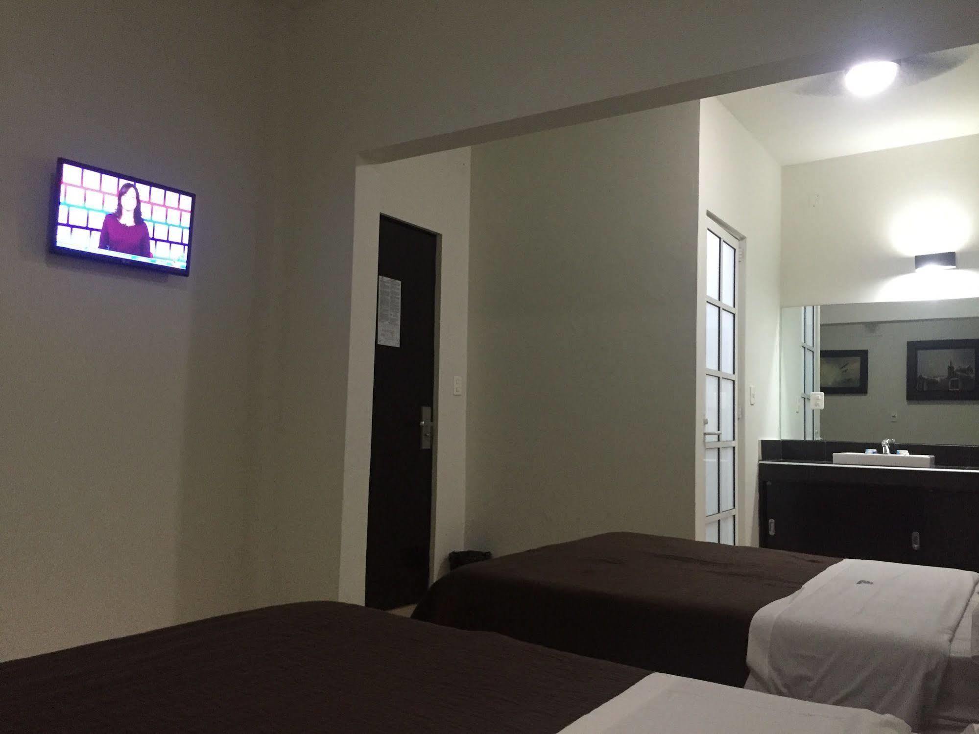 Ayenda La Selva Hotel Kota Meksiko Bagian luar foto